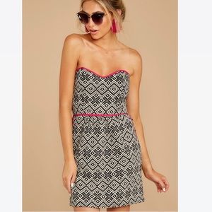 New! Black And White Print Dress, size L